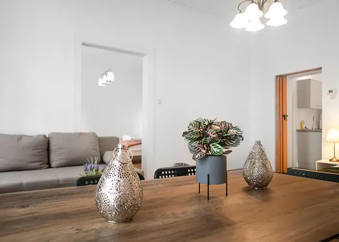 Apartment Comfy 3br Ideal Group Getaways & Families Vienna